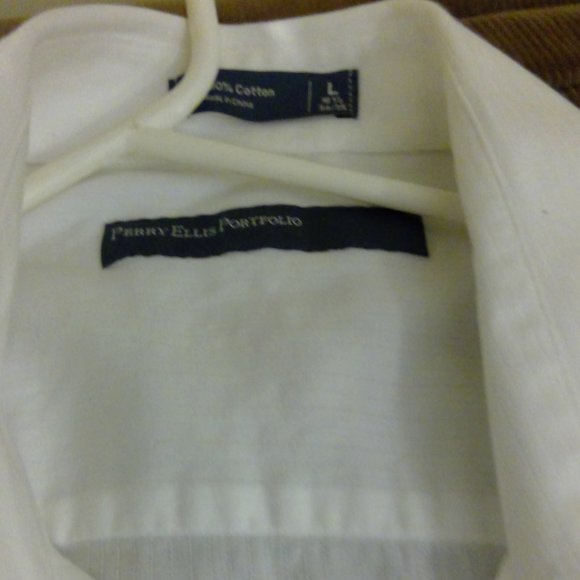 Bundle of three large men's shirts - Picture 3 of 4